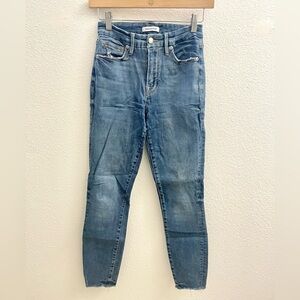 GOOD AMERICAN Good Legs Crop Blue Skinny Jeans - Size 2/26